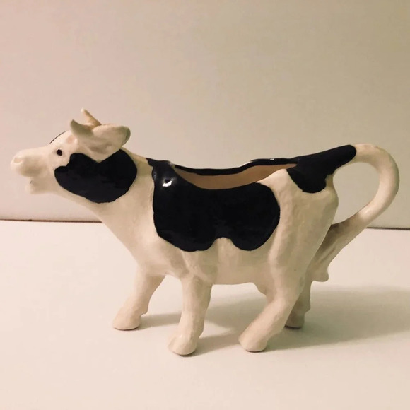 Vintage Ceramic Cow Creamer Figurine 7  Inch Long Holstein - Picture 3 of 13
